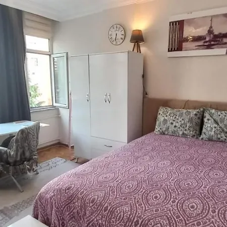 Kozyatagi, Kadikoy & Shared & Private Double Bedroom & Bathroom, Kitchen Shared Homestay