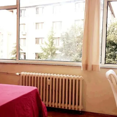 Homestay Kozyatagi, Kadikoy & Shared & Private Double Bedroom & Bathroom, Kitchen Shared