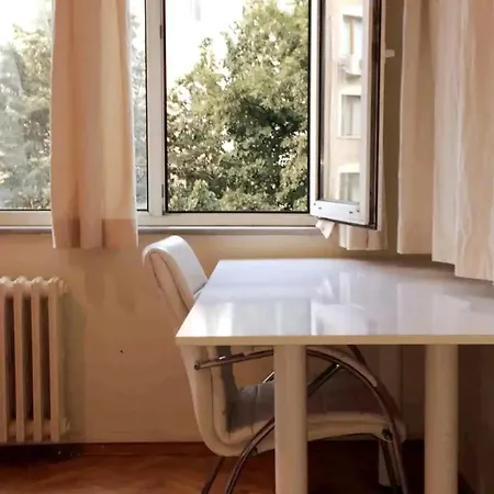Kozyatagi, Kadikoy & Shared & Private Double Bedroom & Bathroom, Kitchen Shared Κωνσταντινούπολη